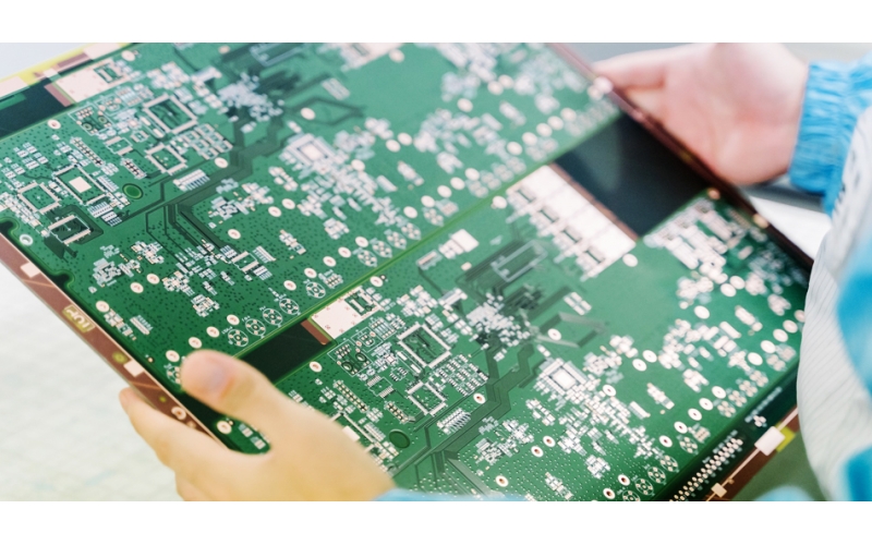 電子工程師如何擺放PCB元器件？10條技巧經(jīng)驗